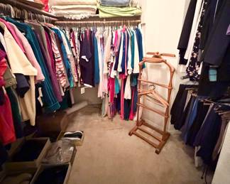 Master bathroom Closet