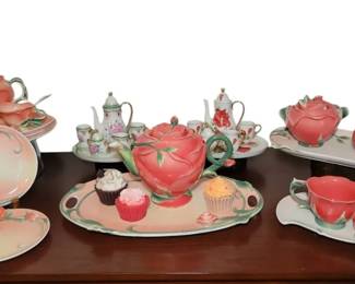 Tea  Roses With SORELLE