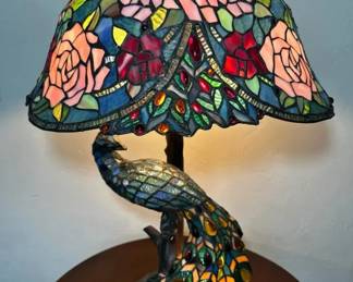 Triple Light Round Shade And Peacock