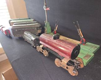 Lionel "Pennsylvania" Tin Lithograph Train Set with #47 Crossing Gate