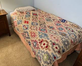 Grandmother's Flower Garden Hexagon Quilt