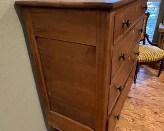 Antique Sheraton Walnut Chest of Drawers