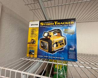 Vector ToughBrite Storm Tracker TV/Lantern/AM/FM/Weather Alert Radio