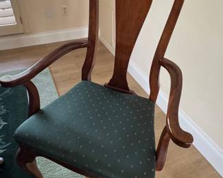 Thomasville Cherry Dining Set with 6 Chairs and 2 Leaves