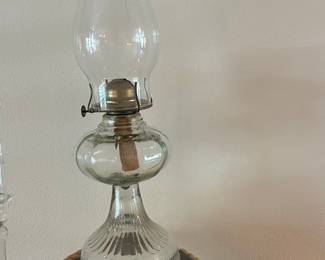 Clear Glass Oil Lamp with Ribbed Pedestal Base and Eagle Burner