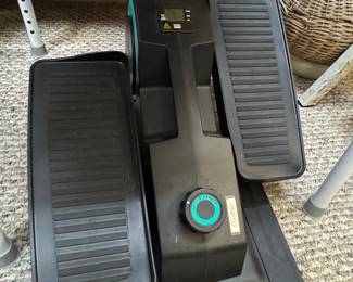 Cubii Jr. Under-Desk Elliptical