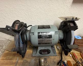 Delta 8" Bench Grinder 23-880
