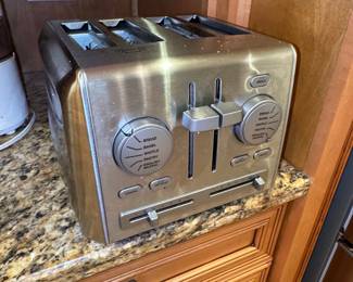 Cuisinart Custom Select 4-Slice Toaster