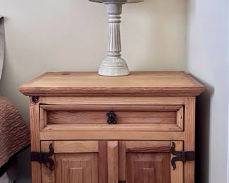 Nightstand 