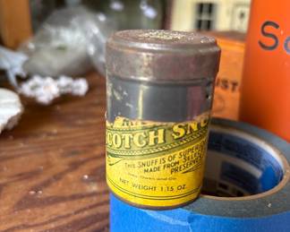 Snuff can