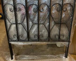 069 metalgardenfourteenpiecefencesetne