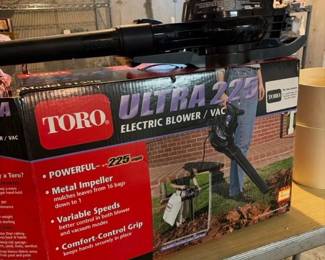 071 toroultra225electricleafblowervac