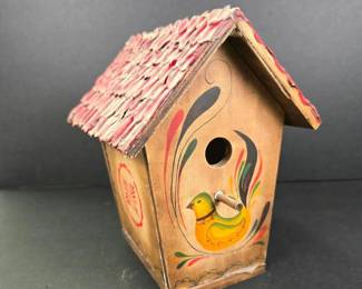 005 handpaintedfolkartwoodenbirdhouser