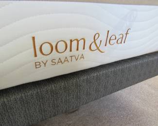 Queen size adjustable bed