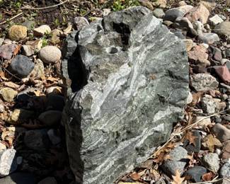 Large Stone outdoor bubbler fountain thing... ($70)