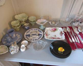 Wedgewood, custard glass, Courac of Monterey