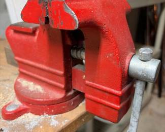 257 columbian1045benchvise4jawwidthsw