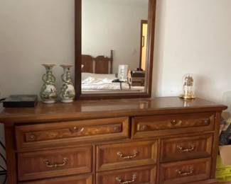 196 traditional9drawerwooddresserwithl