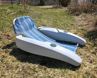 452 floatingpoolloungechairbluemeshhar
