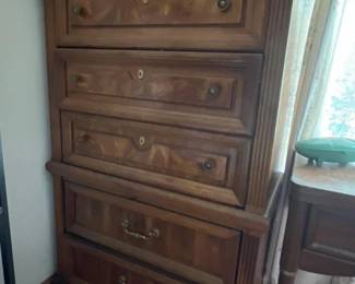 189 vintage5drawertallboydresserwithbr