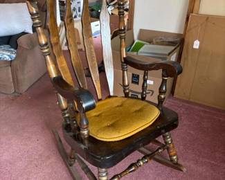 028 handpaintedfloralwindsorstylewooden