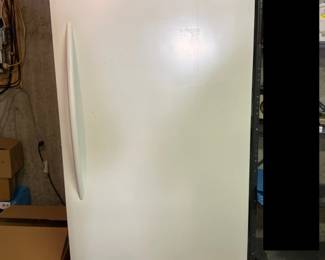 474 frigidaireenergystarlargewhiteuprig