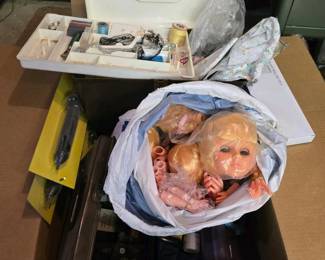 239 vintagedollheadspartslotblondeslee