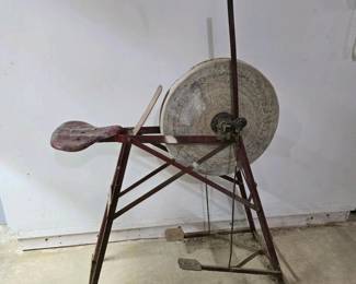 226 vintagepedalpoweredsharpeninggrinder