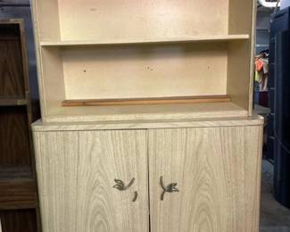 318 mcmlaminatedwoodkitchenhutchcabinet