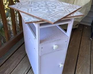 467 rollingstoragecabinetwithdecorative