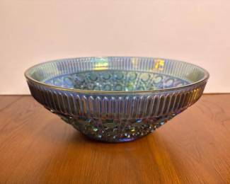 294 largeiridescentbluecarnivalglassbow