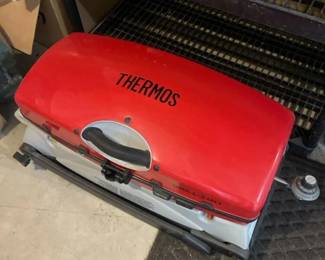 414 redthermosgrill2goportablegasgrill