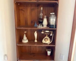 183 bookcasehutchcabinetwithcontents