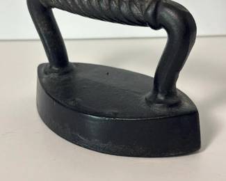 149 vintagecastironsadironwithropetex