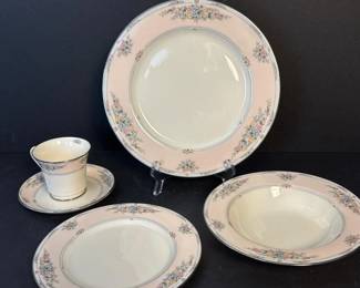 081 gorhamweddington131pinkfloralsilver