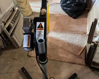 499 electricmobilitycorporationtrunklift