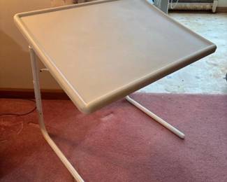 043 adjustablefoldingtraytable