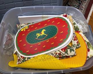 291 mysterybinlotofplacematsholidayssc