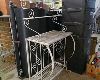 244 metalandwoodbakersrackwhiteframe