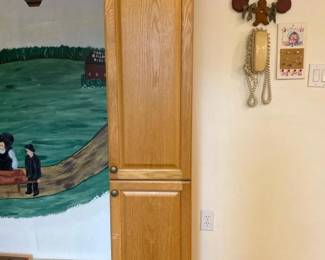 031 tallfreestandingoakkitchenpantrysto