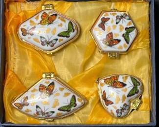 425 setof4porcelainbutterflytrinketbox