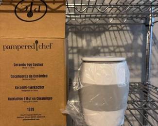 490 pamperedchefceramiceggcookerwhitew