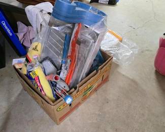 351 boxlotofmixedpaintingsuppliesrolle