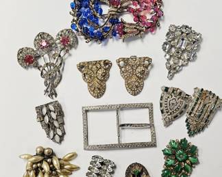 Antique Brooches Fur Clips