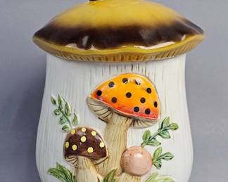 Merry Mushroom Canister