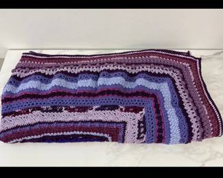 Lot 6028  Vintage Crochet Afghan Throw Blanket