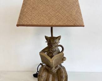 Lot 5287  Reading Cats Table Lamp