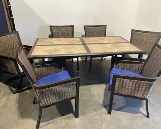 Lot 5178  Patio Dining Table and Chairs