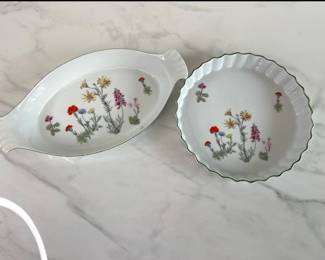 Lot 1431  Philippe Deshoulieres Porcelain TartPie Au Gratin Dish