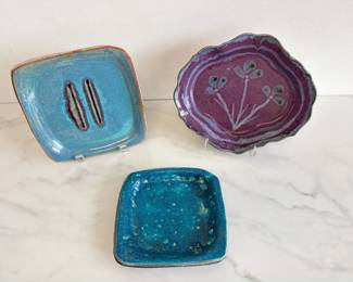 Lot 5257  Signed Studio Pottery  E. McKenzie Bay Pottery